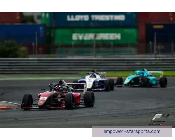 F1赛季再起风云豪门车队争锋新规则引爆围场车手格局生变冠军悬念