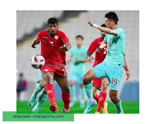 国足新帅亮相首场热身赛大胜对手球队展现出强大进攻火力